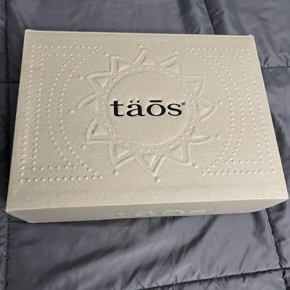 NWT - Taos Select Size 8 Black - Picture 1 of 10